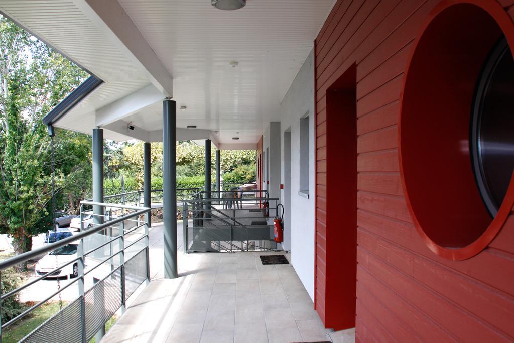 Logis Hotels - Hotel Et Restaurant Le Relais Des Garrigues Grisolles  Exterior foto