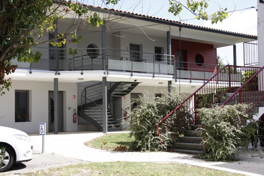 Logis Hotels - Hotel Et Restaurant Le Relais Des Garrigues Grisolles  Exterior foto