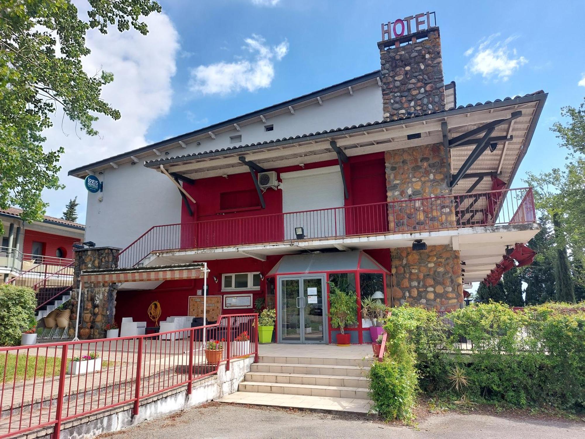 Logis Hotels - Hotel Et Restaurant Le Relais Des Garrigues Grisolles  Exterior foto